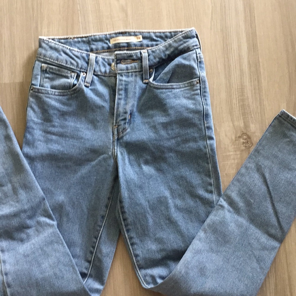 Levi’s 721 High Rise
